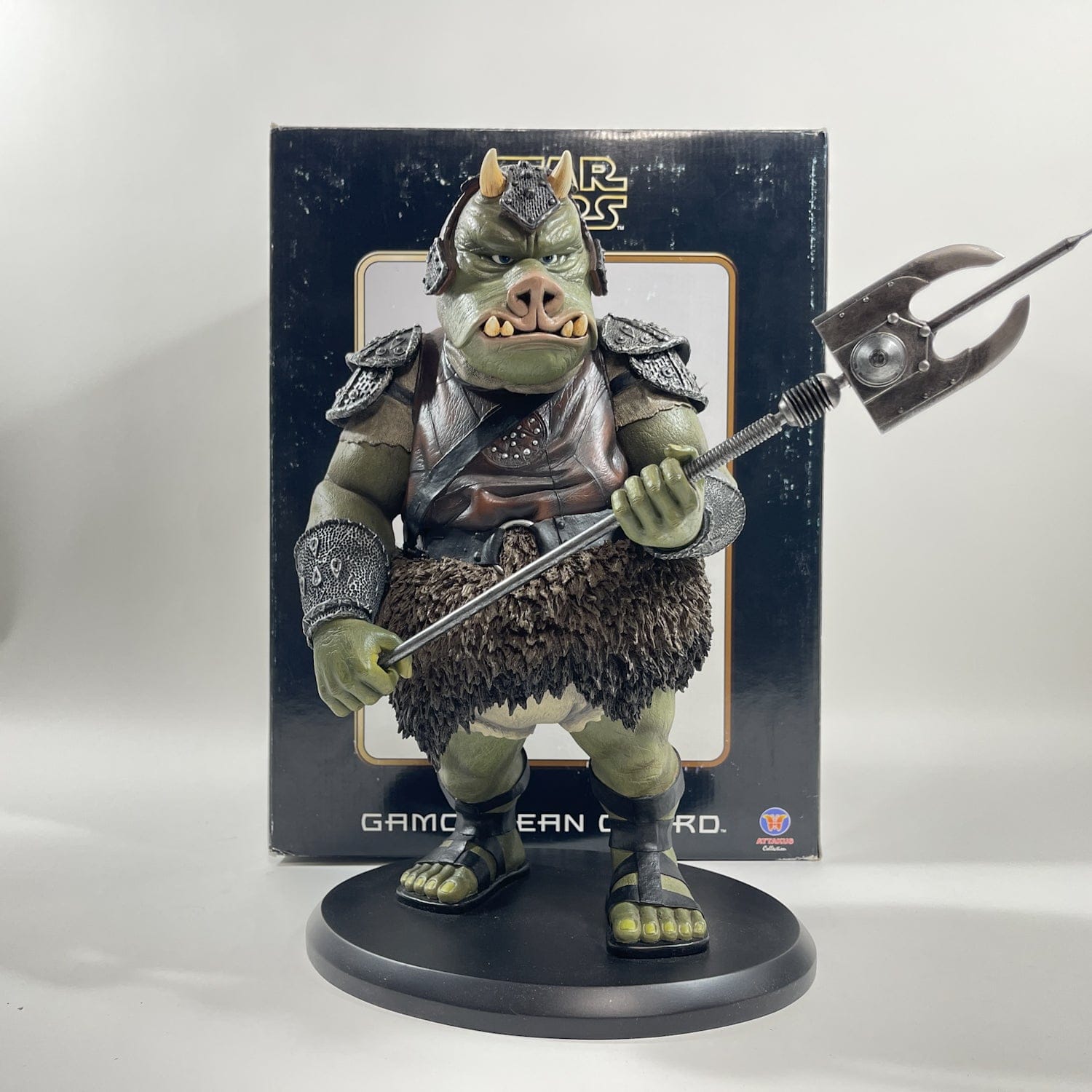 Gamorrean Guard - Premium Format Statue - Attakus Collection – 4th