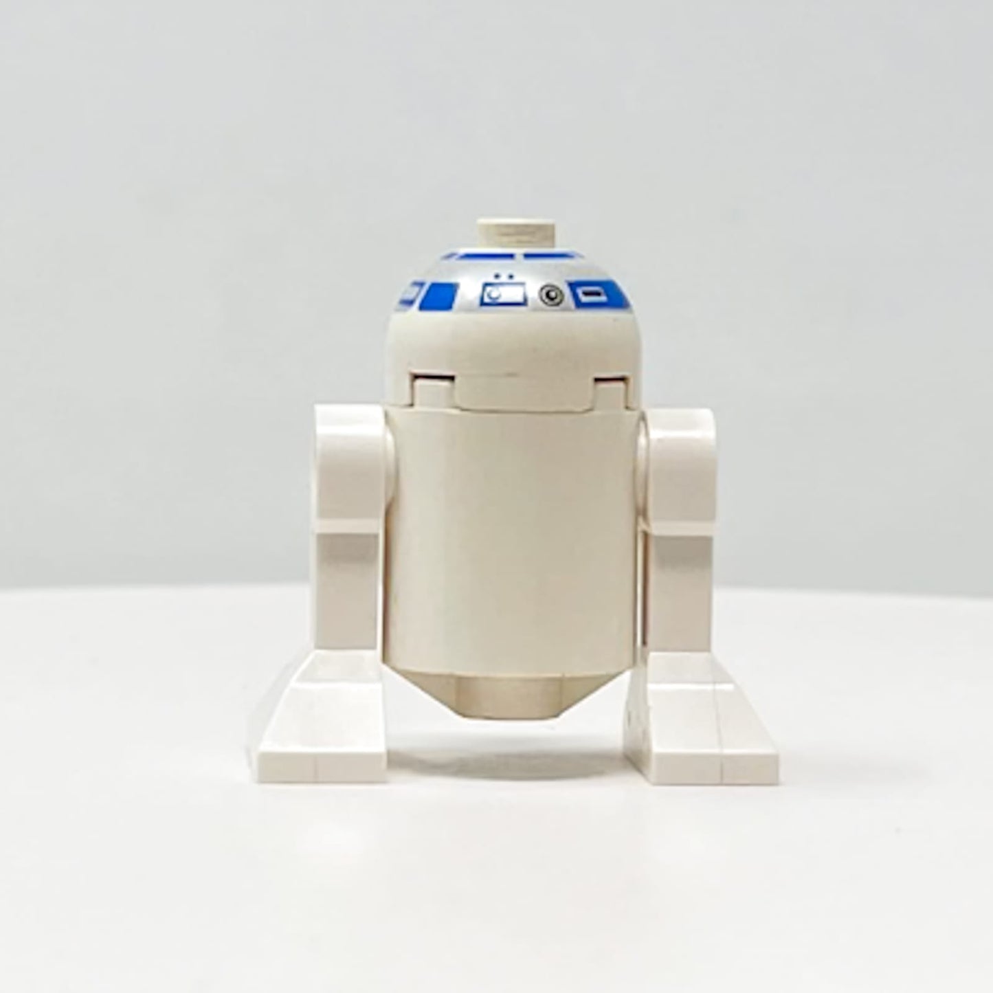 Vintage Lego Star Wars Lego Minifigure LEGO SW0028 - R2-D2 - Star Wars Minifigure