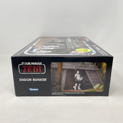 TVC Endor Bunker w/ Endor Rebel Commando