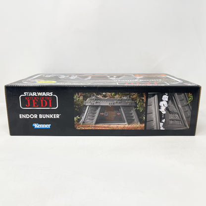 Endor Bunker w/ Endor Rebel Commando - Hasbro Vintage Collection (2023)