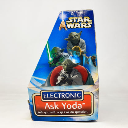 Electronic Ask Yoda – Hasbro Attack of the Clones (2002)