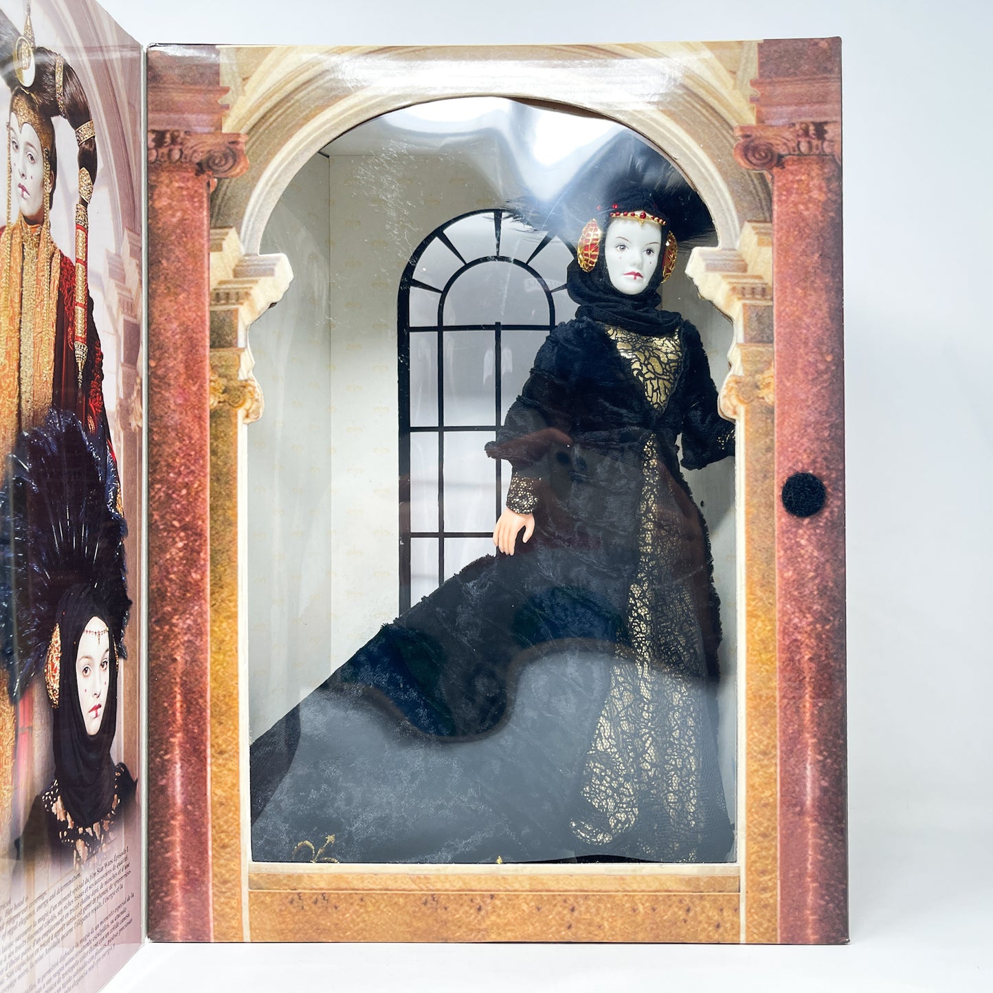 Queen Amidala Black Travel Gown Portrait Edition 12 inch – Hasbro Episode I (1999)