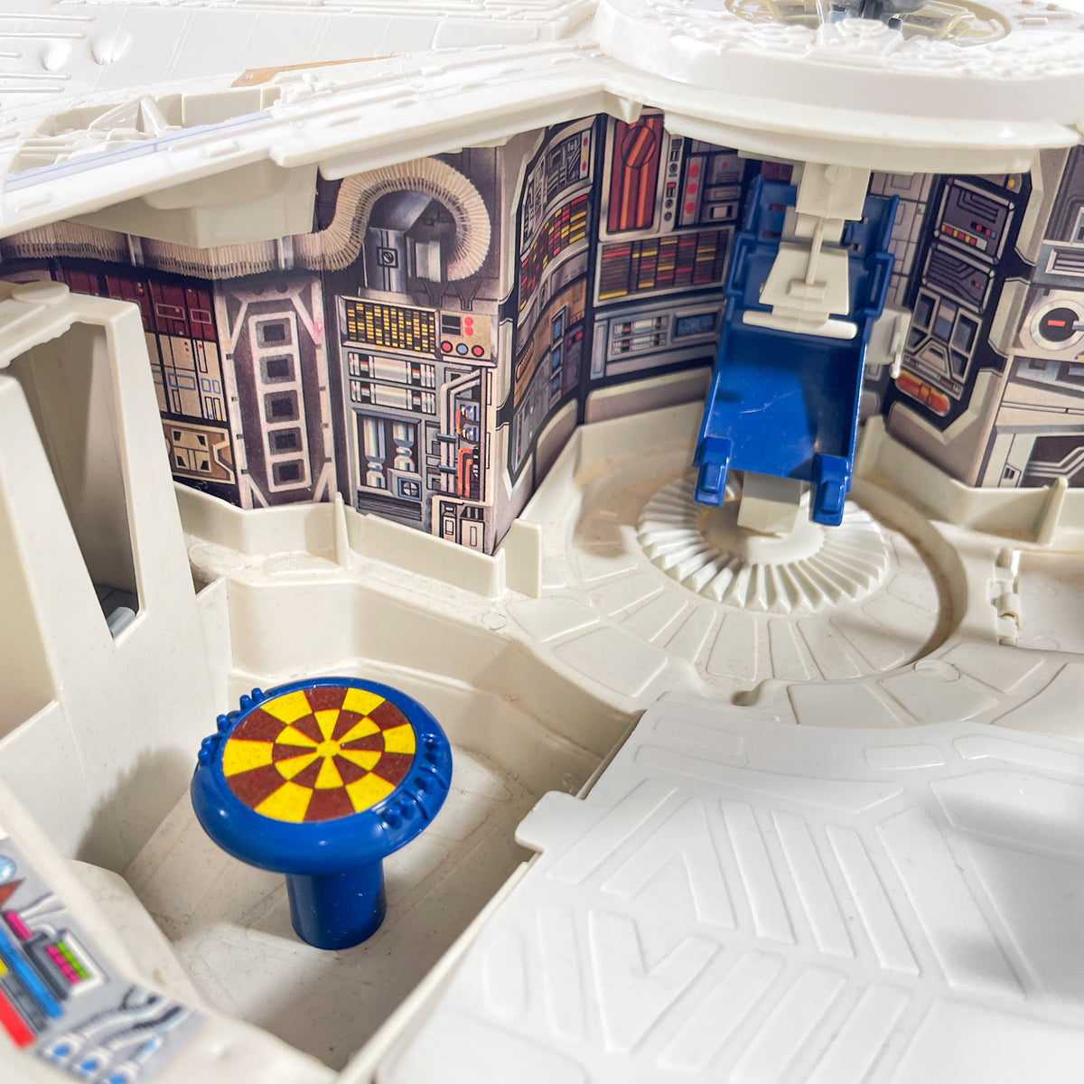 Millennium Falcon - Loose Complete