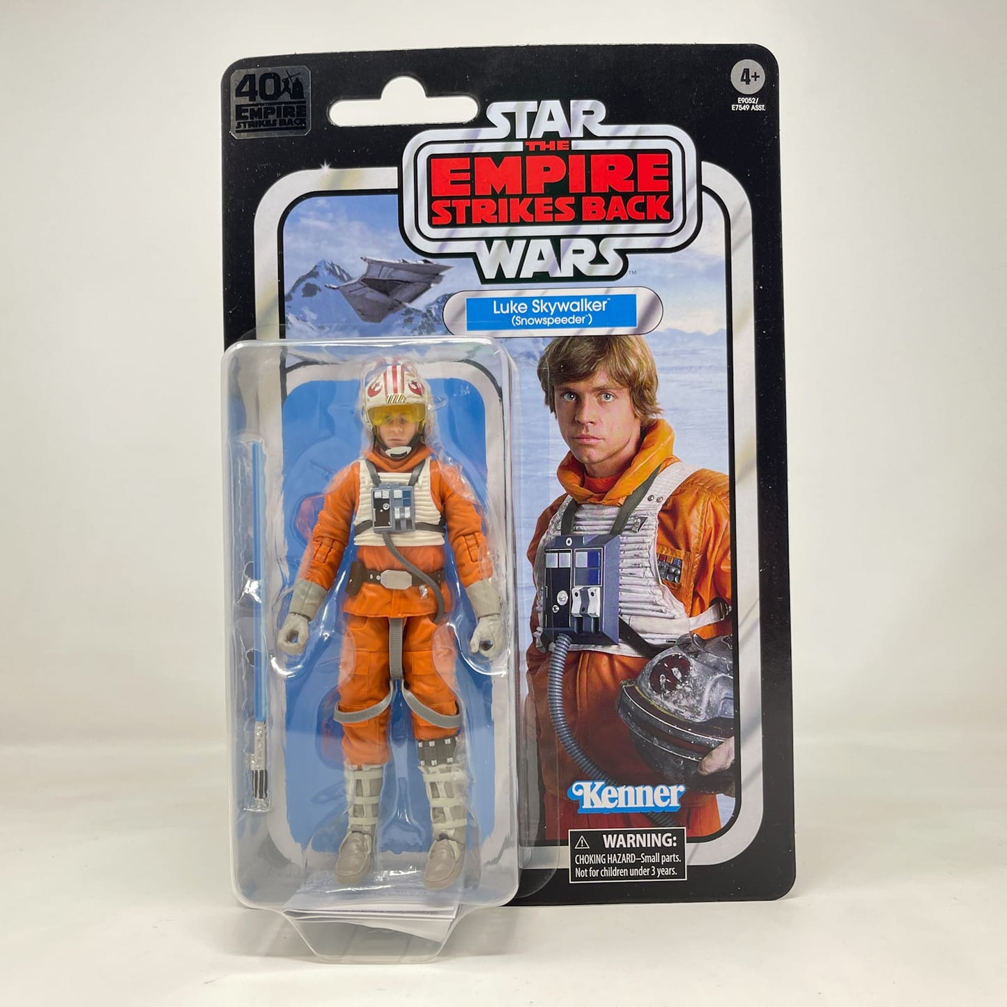 Vintage Hasbro Star Wars Black Series Sealed Figures Luke Skywalker (Snowspeeder) - 40th Anniversary - Hasbro Black Series (2020)