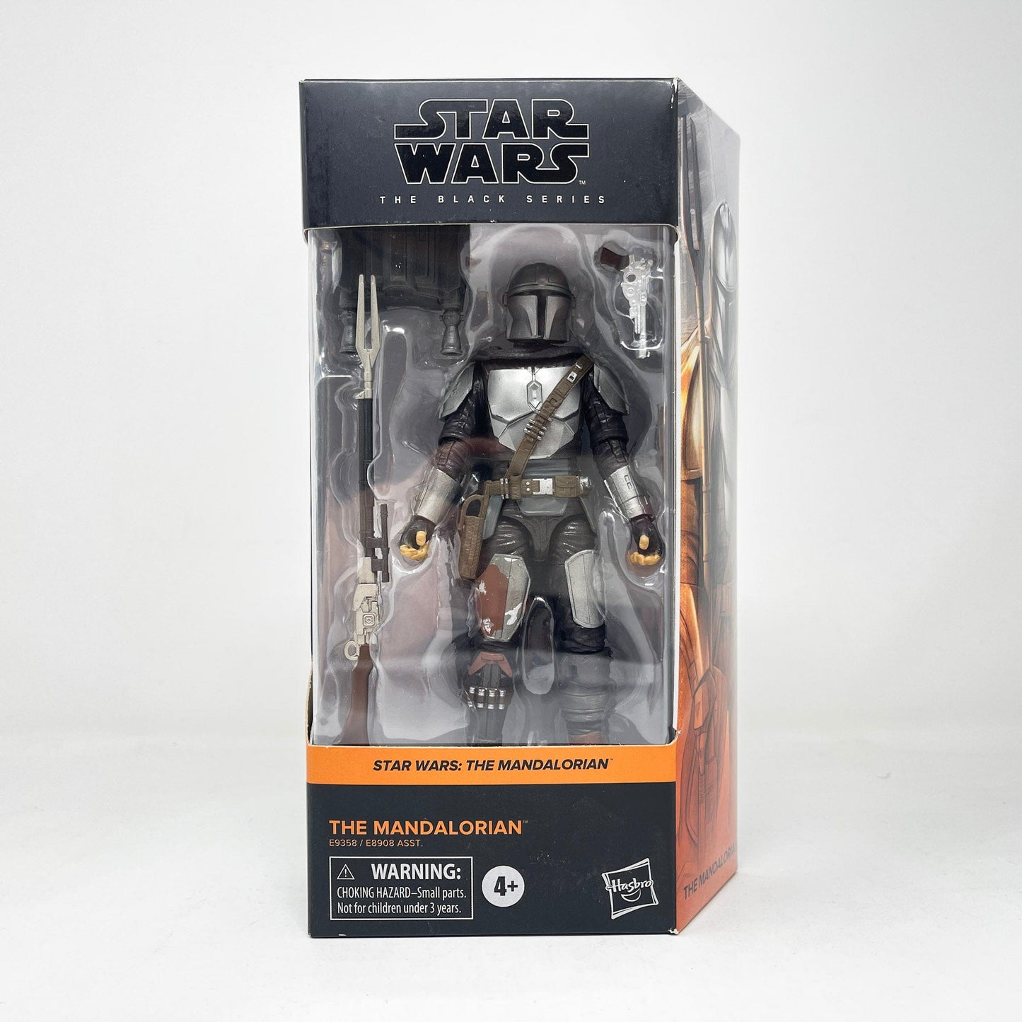 Vintage Hasbro Star Wars Black Series Sealed Figures The Mandalorian (Beskar Armor) MAN 01 - Black Series Hasbro Star Wars Action Figure