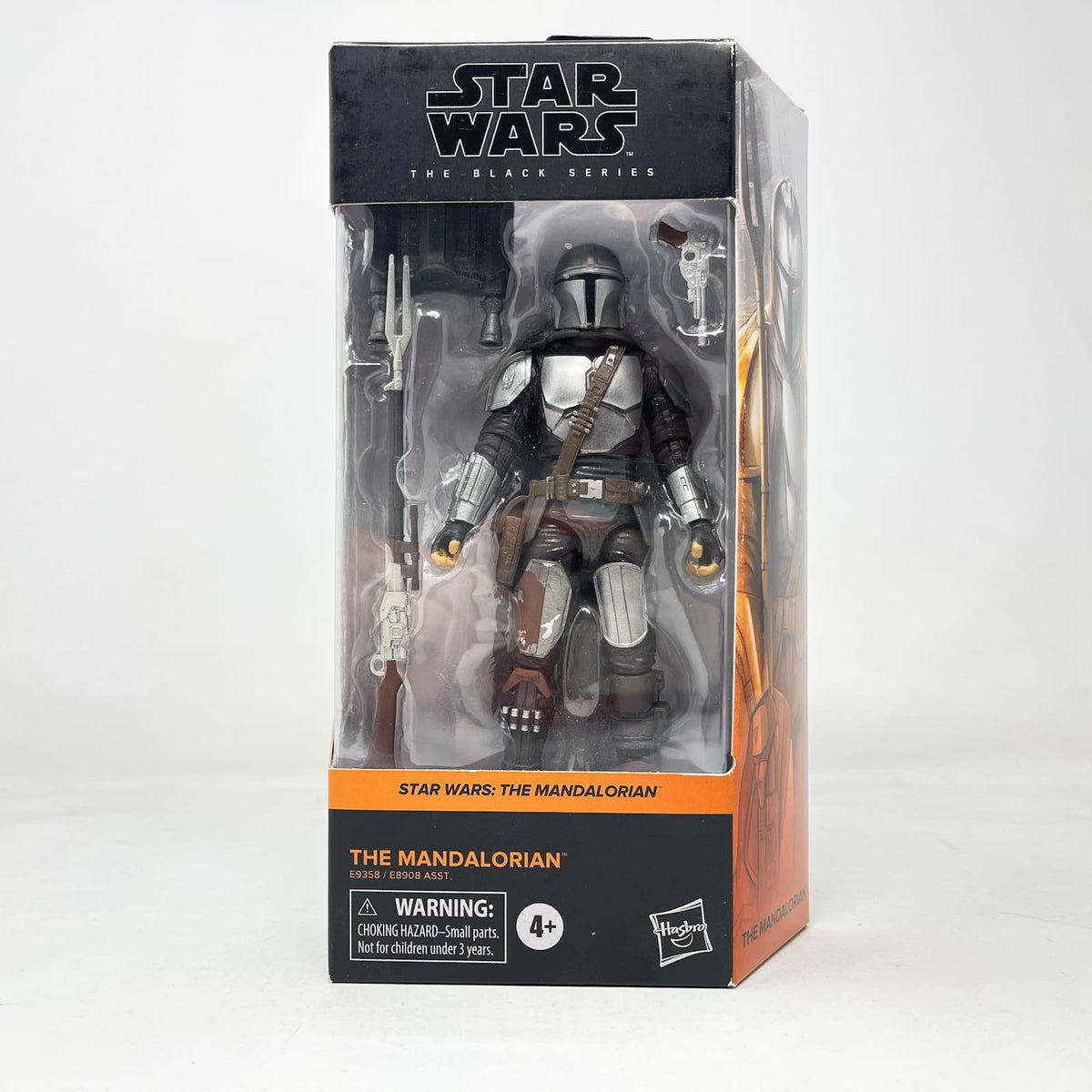 Vintage Hasbro Star Wars Black Series Sealed Figures The Mandalorian (Beskar Armor) MAN 01 - Hasbro Black Series (2020)