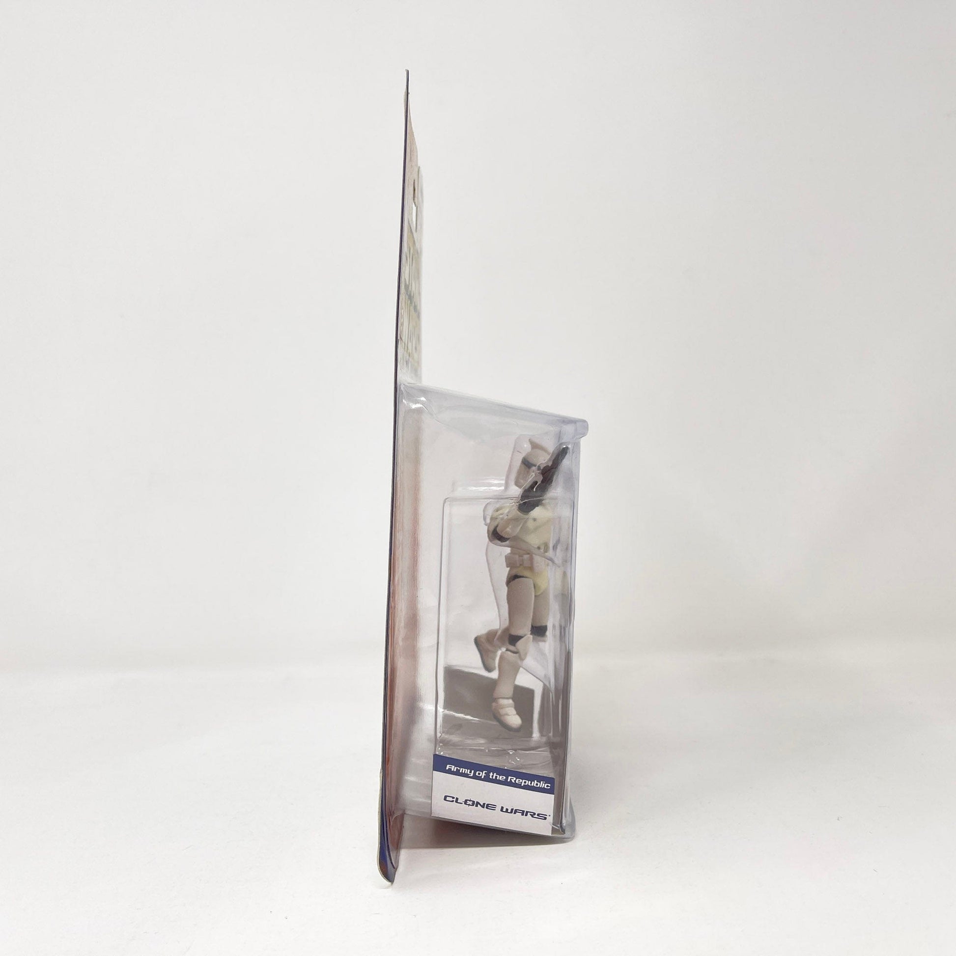 Vintage Hasbro Star Wars Mid MOC Clone Trooper 03-50 - White Armor (2003) - SAGA Clone Wars MOC