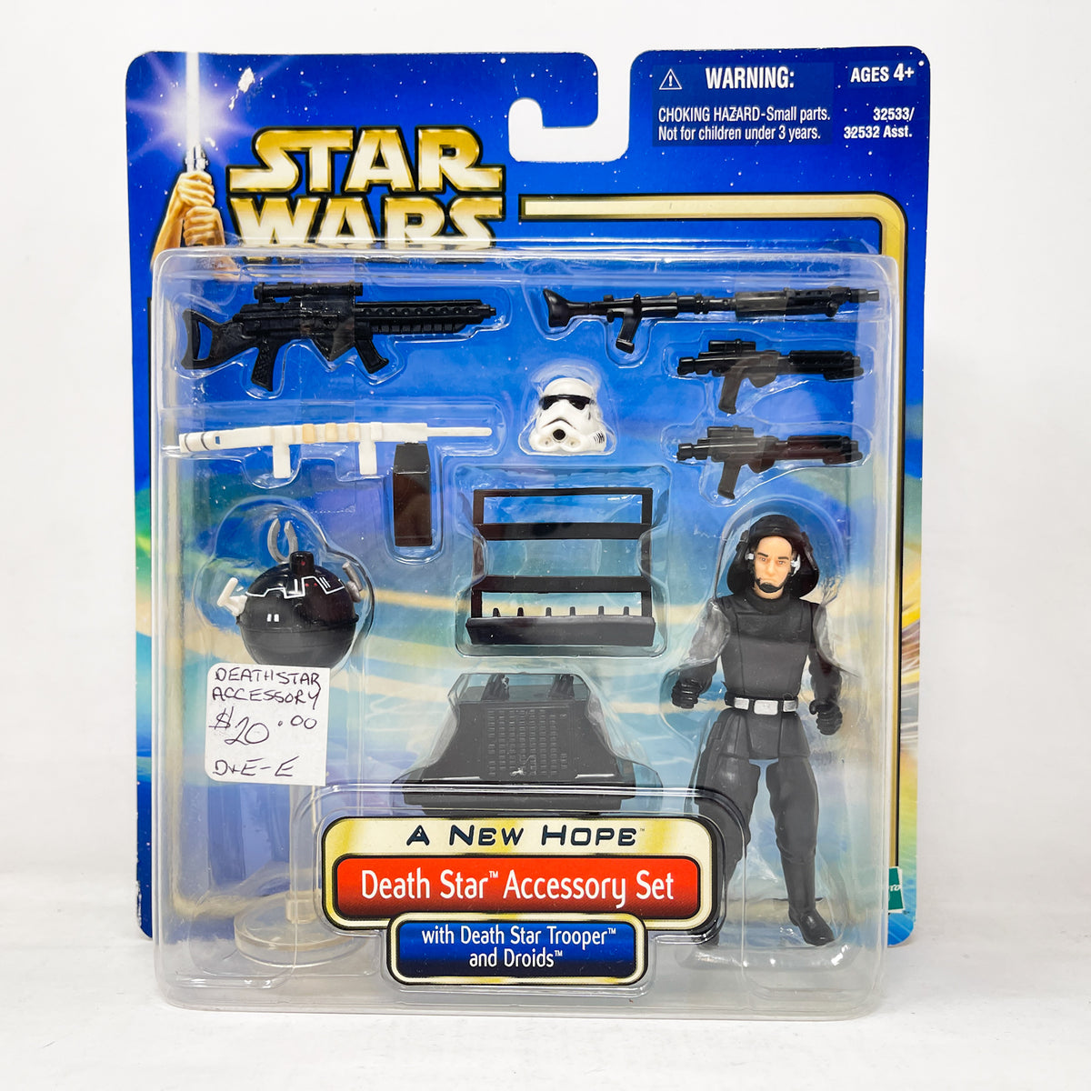 Vintage Hasbro Star Wars Mid MOC Death Star Accessory Set with Death Star Trooper and Droids - Hasbro SAGA Series (2002)