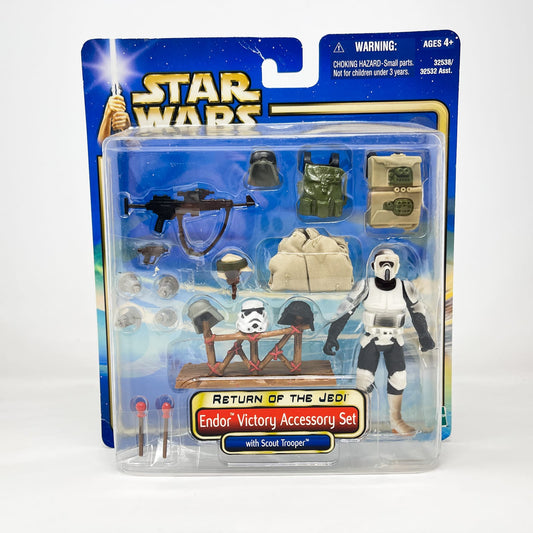 Vintage Hasbro Star Wars Mid MOC Endor Victory Accessory Set w/ Scout Trooper Deluxe - Hasbro SAGA Series 3.75" (2002)