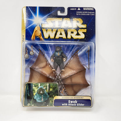 Vintage Hasbro Star Wars Mid MOC Ewok with Attack Glider (Assault on Endor) - ROTJ (2004) - Hasbro SAGA Ultra Star Wars 3.75" Deluxe Figure Set