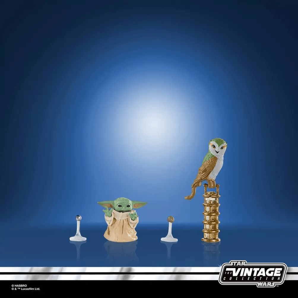 Vintage Hasbro Star Wars Modern MOC Ahsoka Tano & Grogu with Morai (Deluxe) - The Vintage Collection Hasbro Star Wars Figure