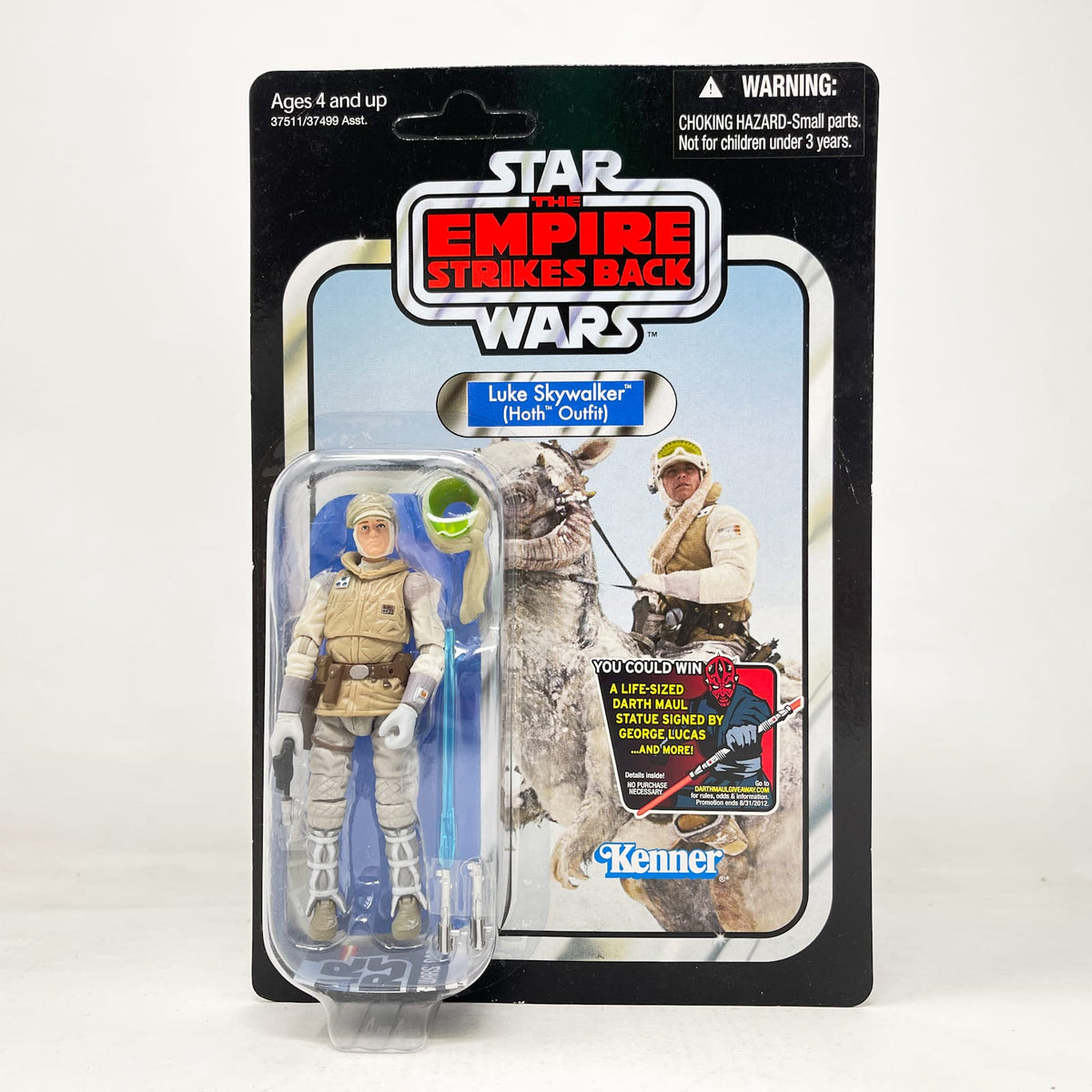 Vintage Hasbro Star Wars Vintage Collection Carded VC095  Luke Skywalker (Hoth Outfit) 2011 - Hasbro Vintage Collection