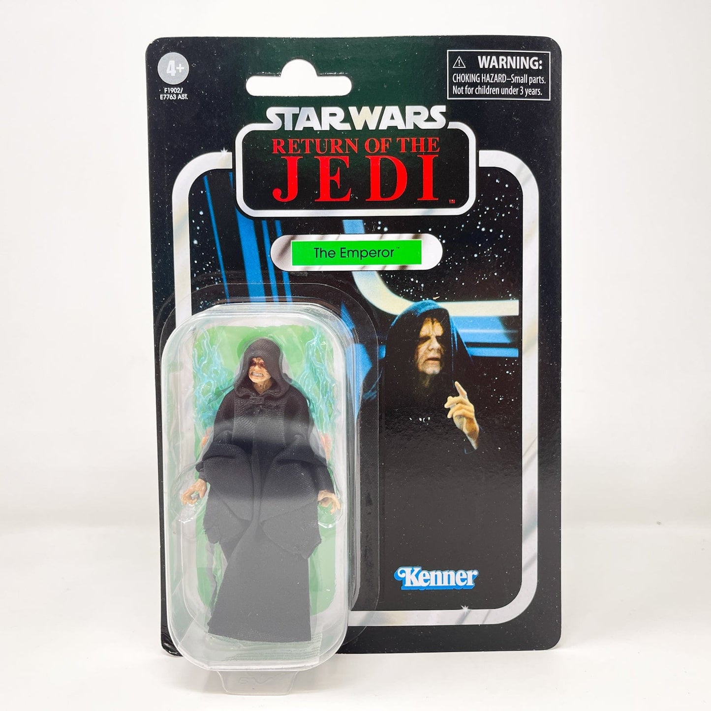 Vintage Hasbro Star Wars Vintage Collection Carded VC200 The Emperor (2021) - The Vintage Collection Hasbro Star Wars
