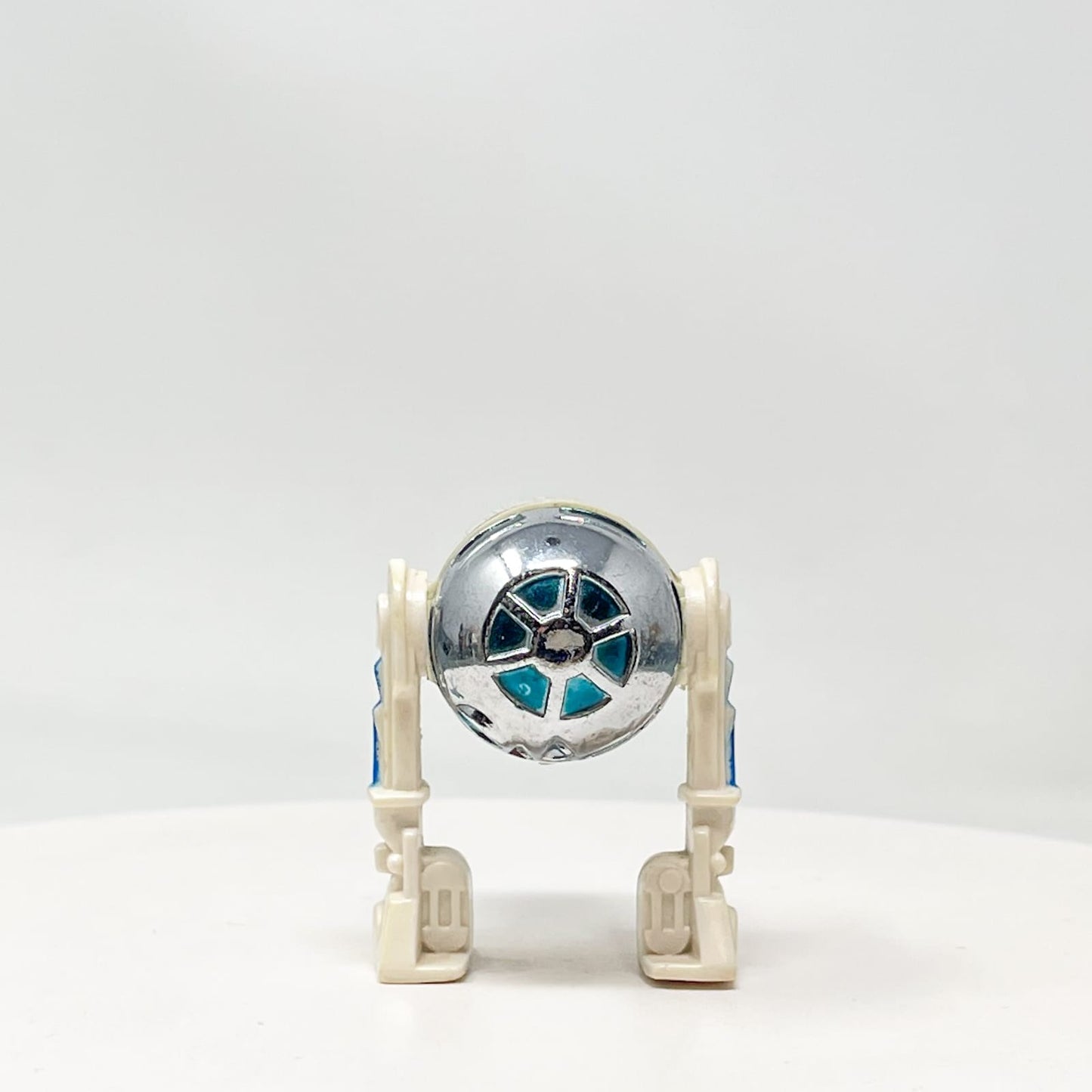 Vintage Kenner Star Wars LC R2-D2 (Solid Dome) Loose Complete
