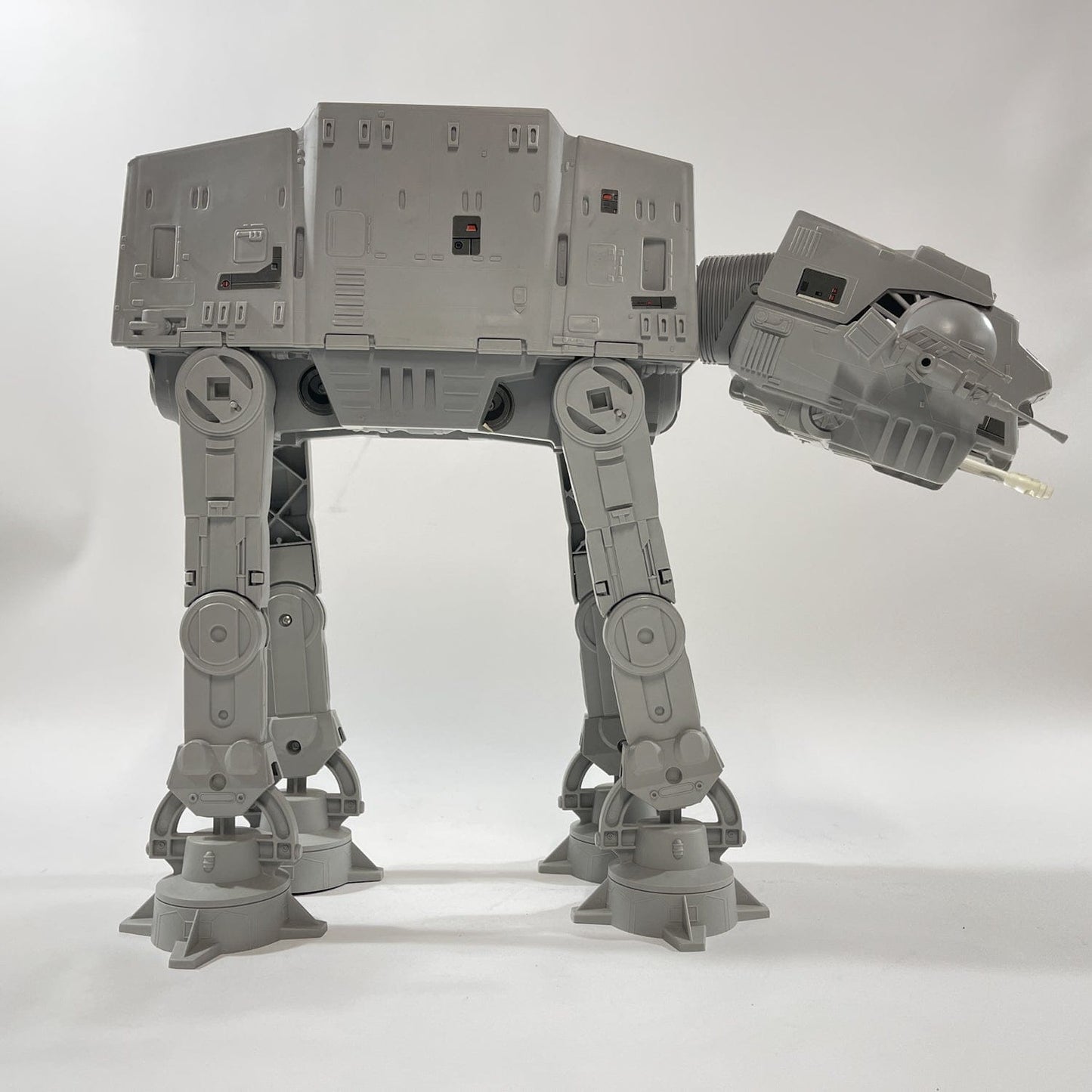 Vintage Kenner Star Wars Vehicle AT-AT - Complete in Canadian ESB Box