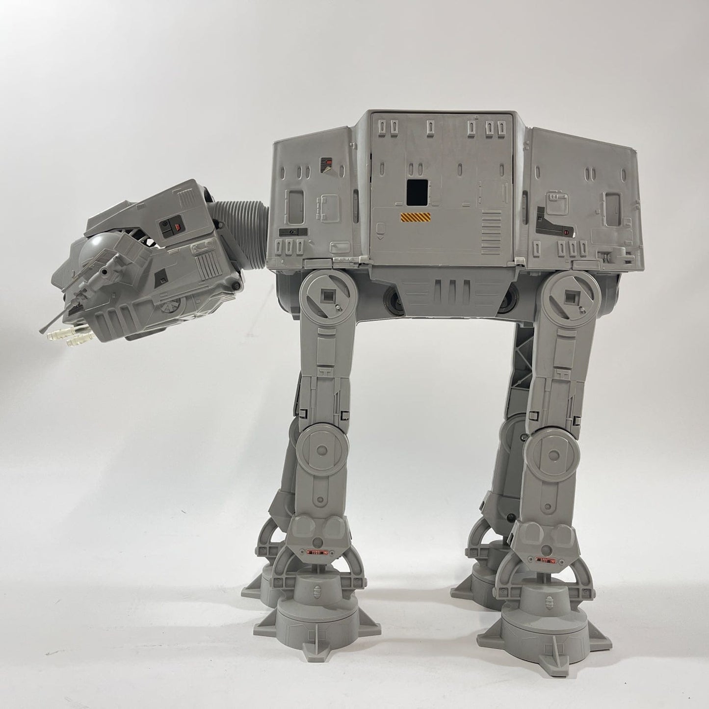 Vintage Kenner Star Wars Vehicle AT-AT - Complete in Canadian ESB Box