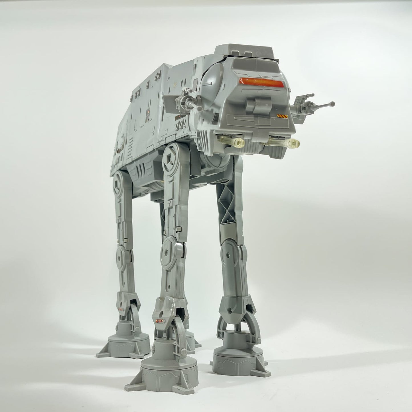 Vintage Kenner Star Wars Vehicle AT-AT - Complete in ESB Box - Kenner (1980)
