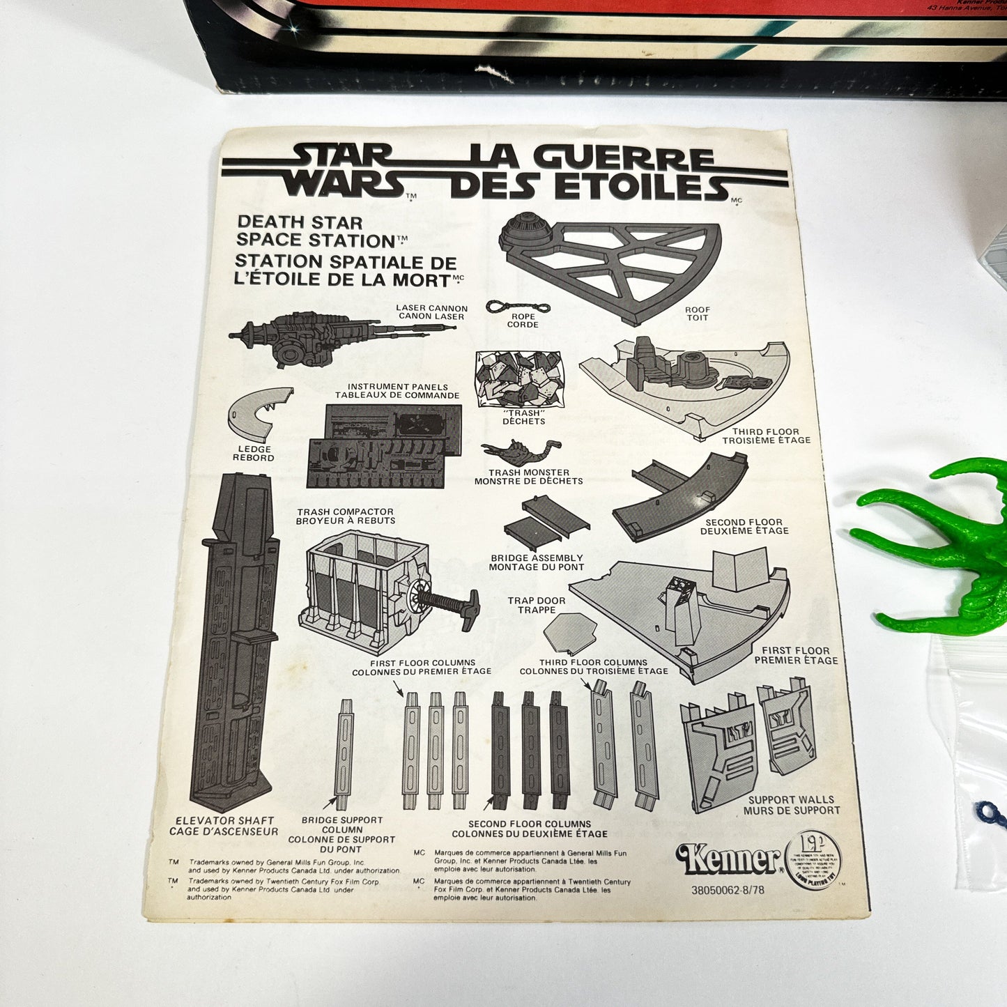 Vintage Kenner Star Wars Vehicle Death Star Playset - Complete in Kenner Canada Box