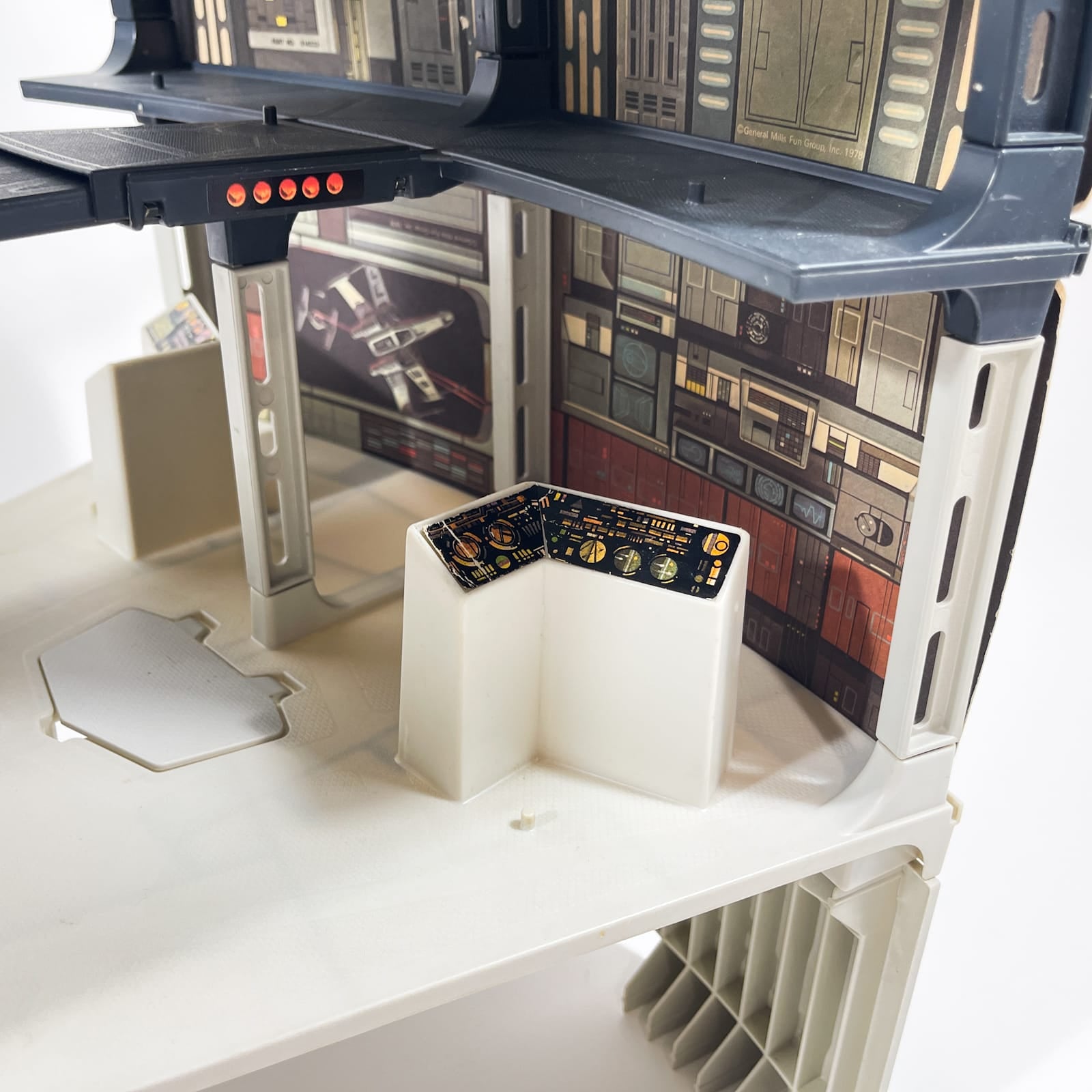 Vintage Kenner Star Wars Vehicle Death Star Playset - Loose Incomplete - Kenner Vintage Star Wars (1978)