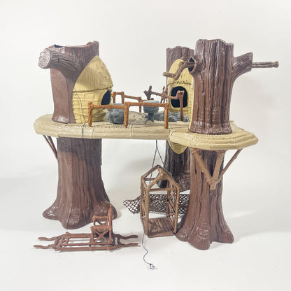 Vintage Kenner Star Wars Vehicle Ewok Village - Complete in Canadian ROTJ Box