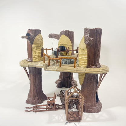 Vintage Kenner Star Wars Vehicle Ewok Village - Complete in Canadian ROTJ Box