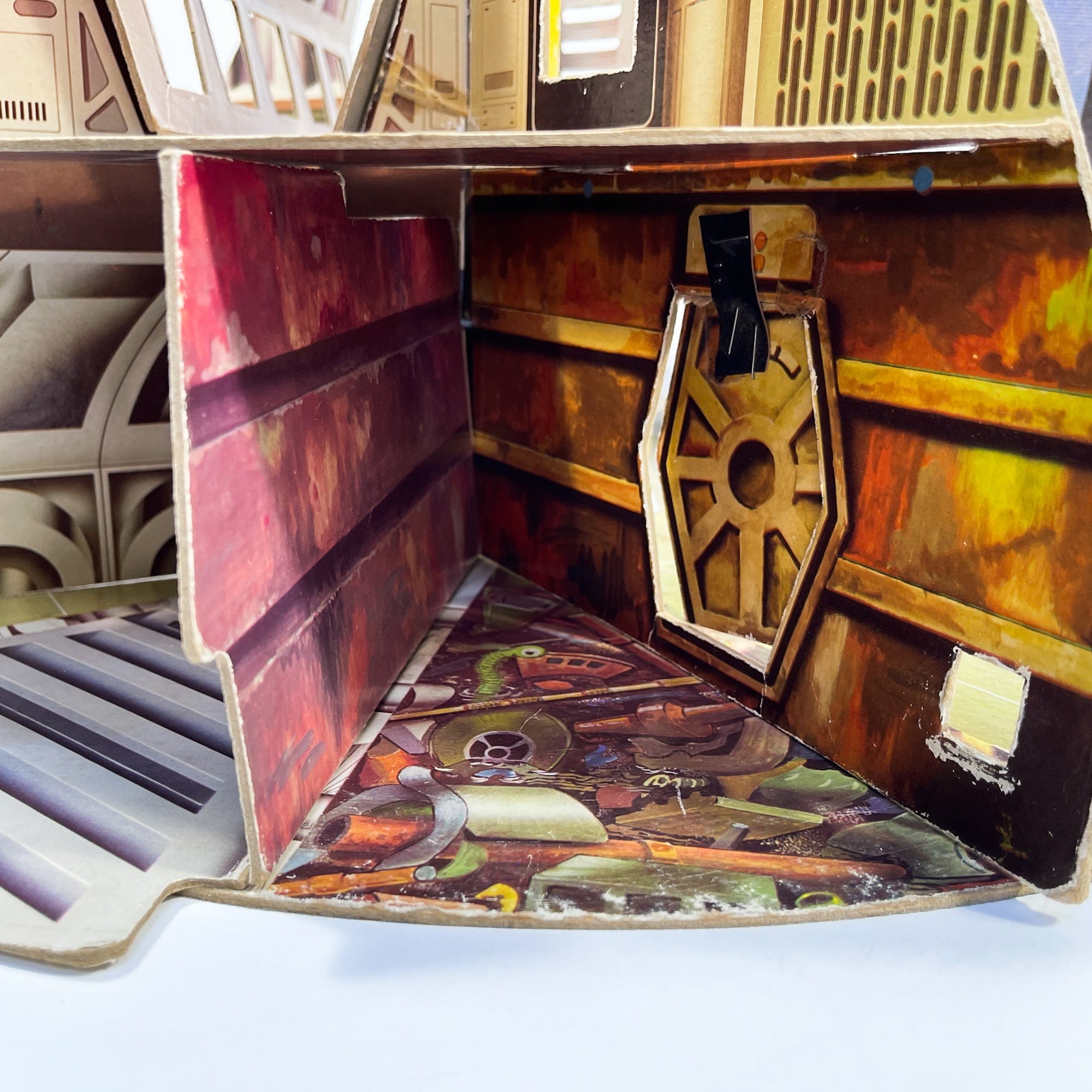 Kenner Canada Vintage Star Wars Chipboard Death Star - Loose