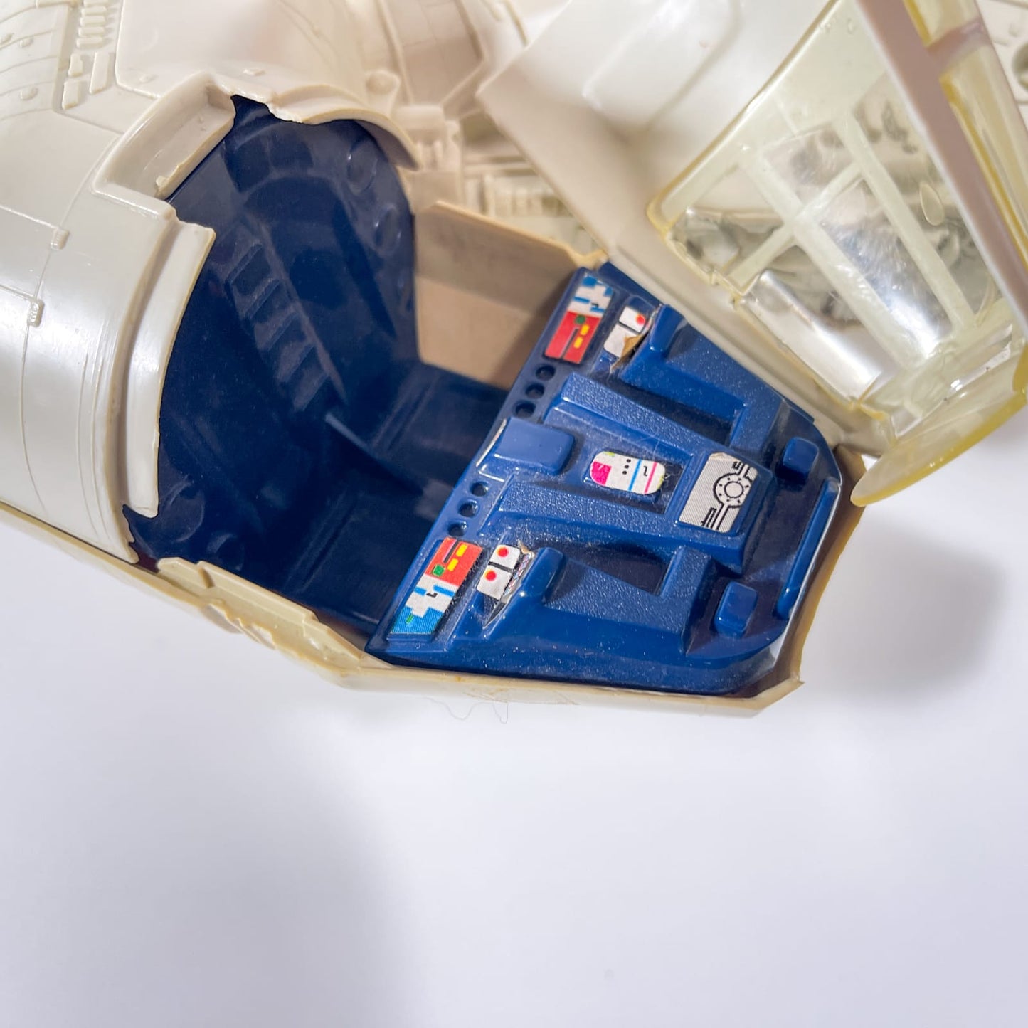 Vintage Kenner Star Wars Vehicle Millennium Falcon in Canadian ESB Box - MIB