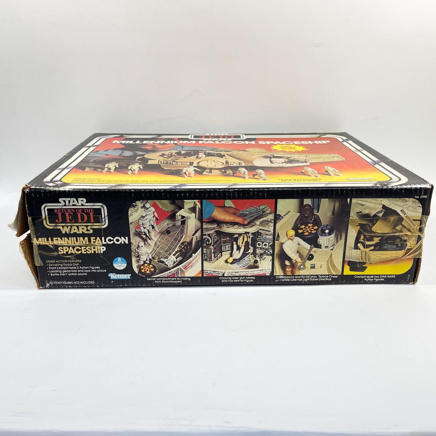 Vintage Kenner Star Wars Vehicle Millennium Falcon in Canadian ROTJ Box