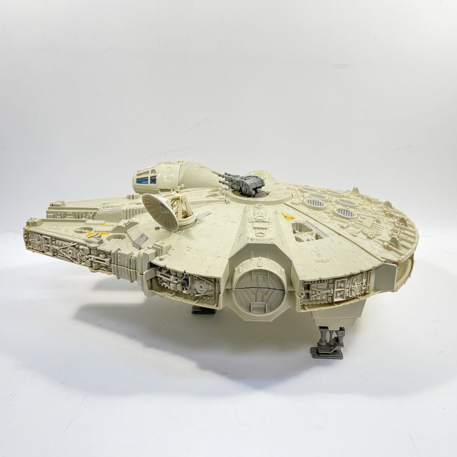 SF・ファンタジー・ホラー STAR WARS OLD KENNER MILLENNIUM FALCON Vintage Kenner Millennium Falcon in Canadian ROTJ Box Complete