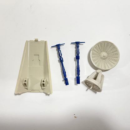 Vintage Kenner Star Wars Vehicle Millennium Falcon in Complete in Canadian SW Box - Vintage Star Wars (1978)