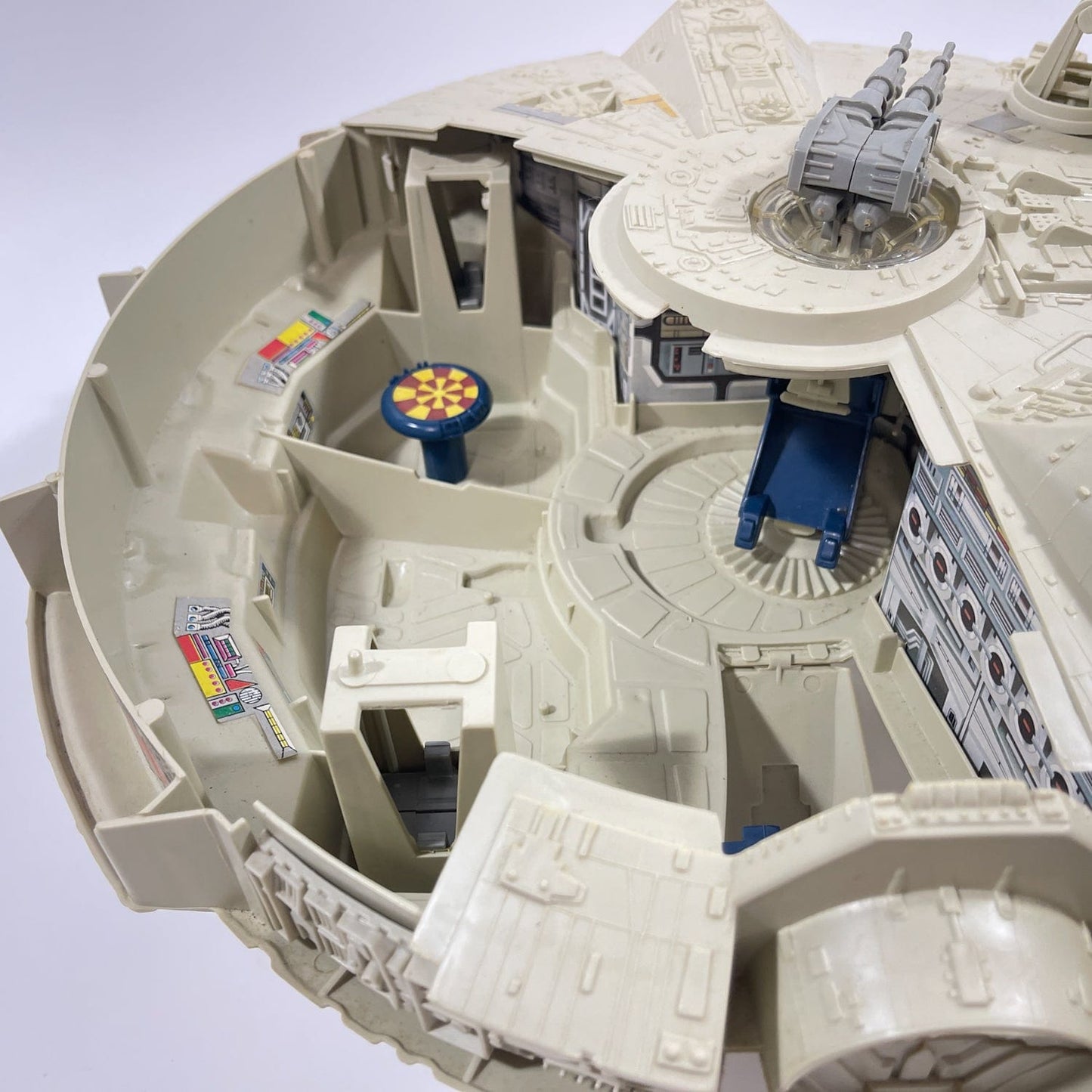 Vintage Kenner Star Wars Vehicle Millennium Falcon - Loose Complete