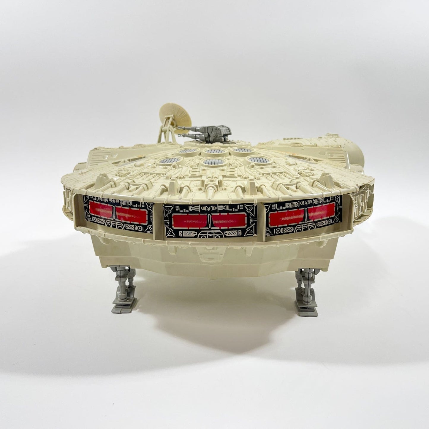 Vintage Kenner Star Wars Vehicle Millennium Falcon - Loose Complete