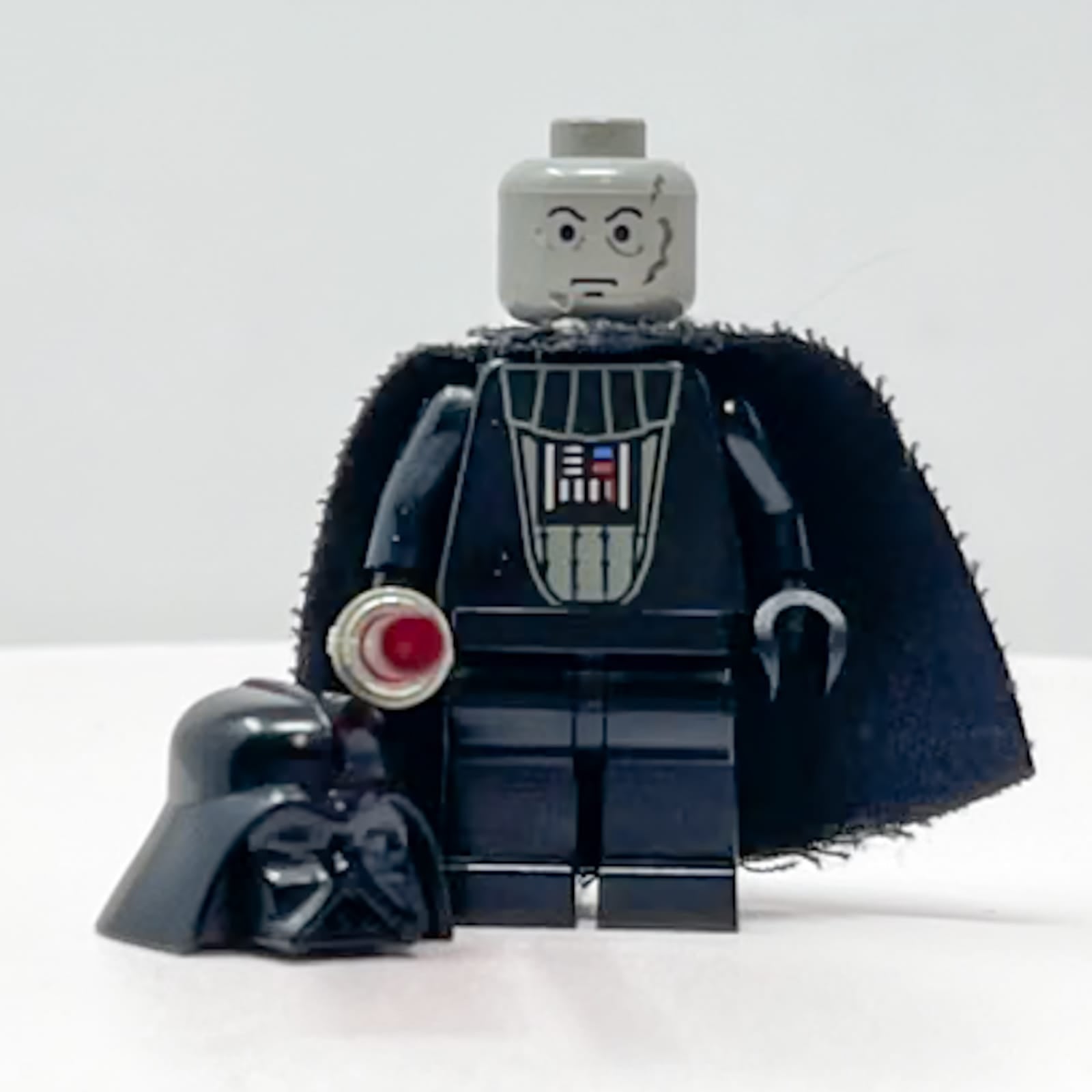 Vintage Lego Star Wars Lego Minifigure LEGO SW0004 - Darth Vader - Star Wars Minifigure