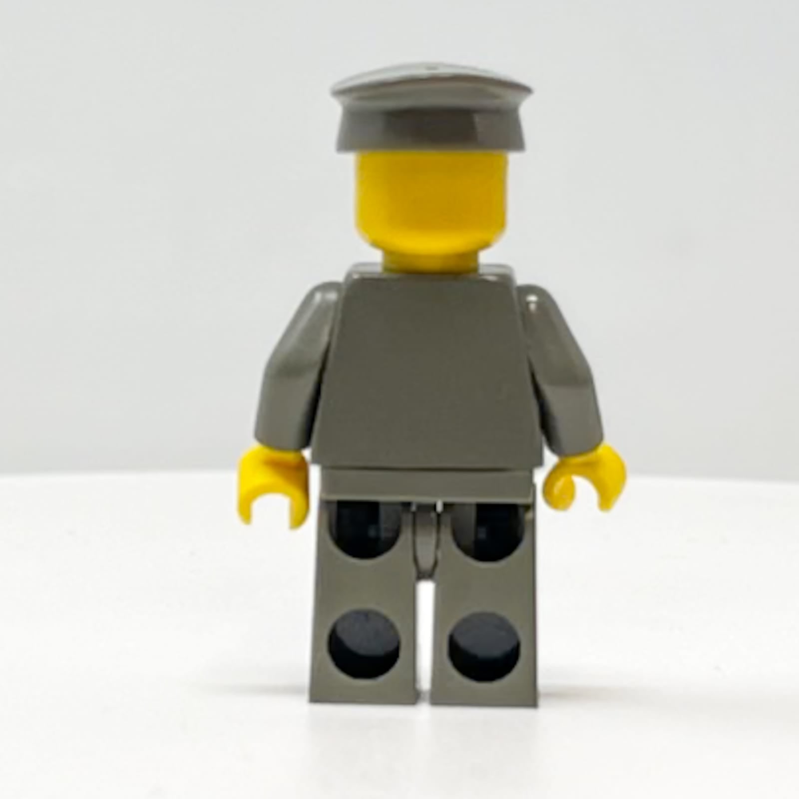 Vintage Lego Star Wars Lego Minifigure LEGO SW0046 - Imperial Officer (Commander) - Star Wars Minifigure