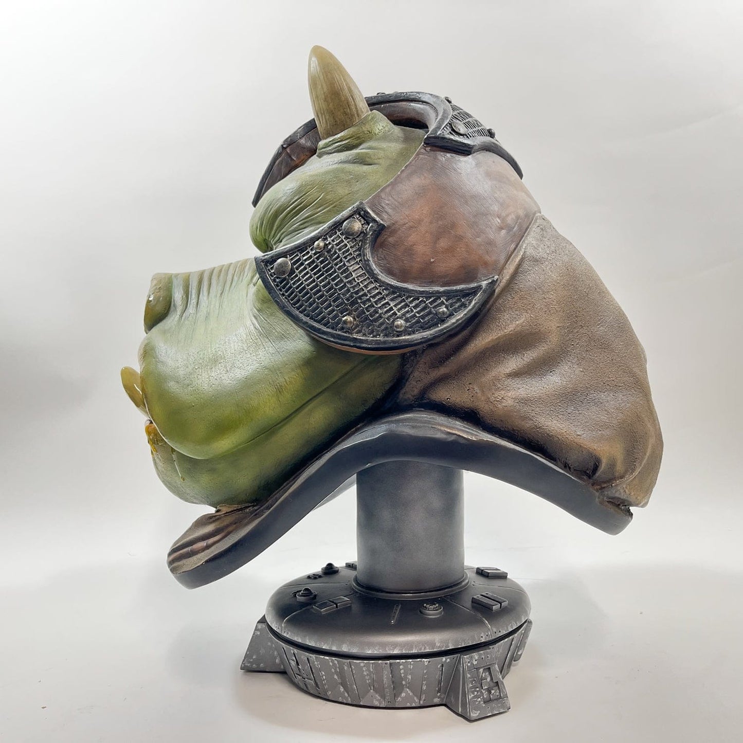 Vintage SIDESHOW Star Wars Statues & Busts Gamorrean Guard 1:1 Life-Size Bust - Sideshow