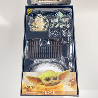 Vintage SIDESHOW Star Wars Statues & Busts Grogu with Pram – Hot Toys Quarter Scale Figure (2021)