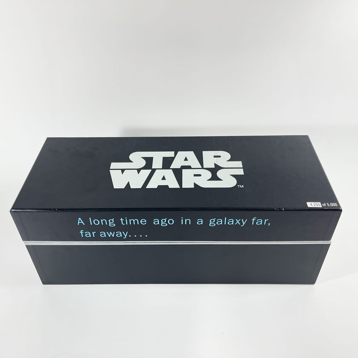 Vintage SIDESHOW Star Wars Statues & Busts Star Wars Force Pack: Medal of Yavin, Darth Vader Melted Helmet Pin and Boba Fett Gauntlet (2020)