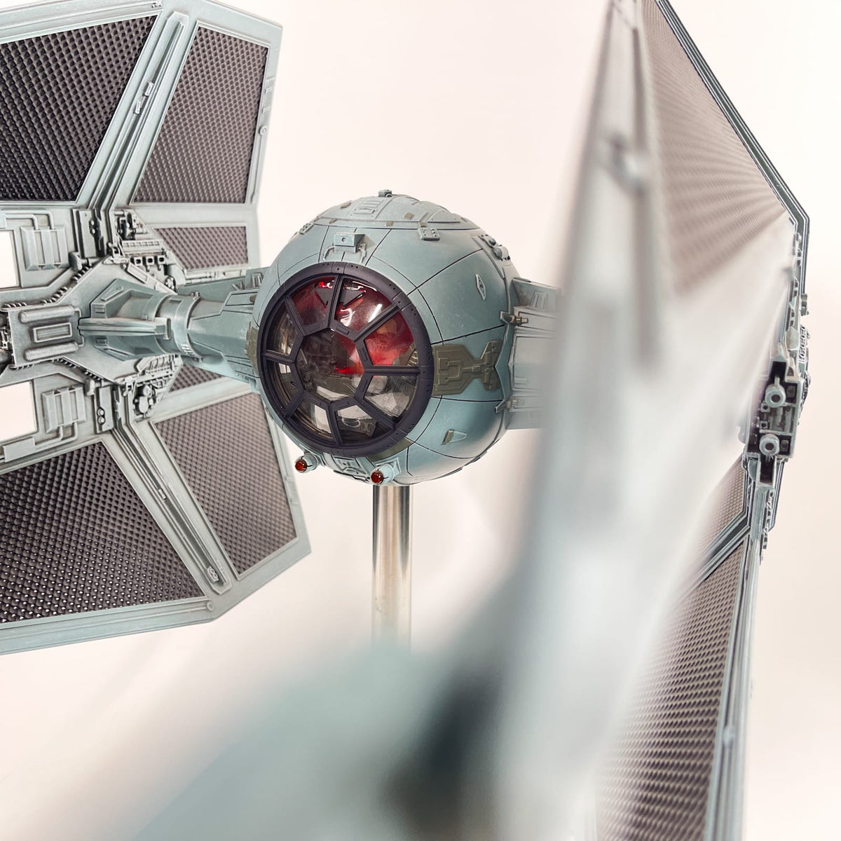 Vintage SIDESHOW Star Wars Statues & Busts TIE Interceptor 1/24 Studio Scale Model - MYC Sculptures (2024)