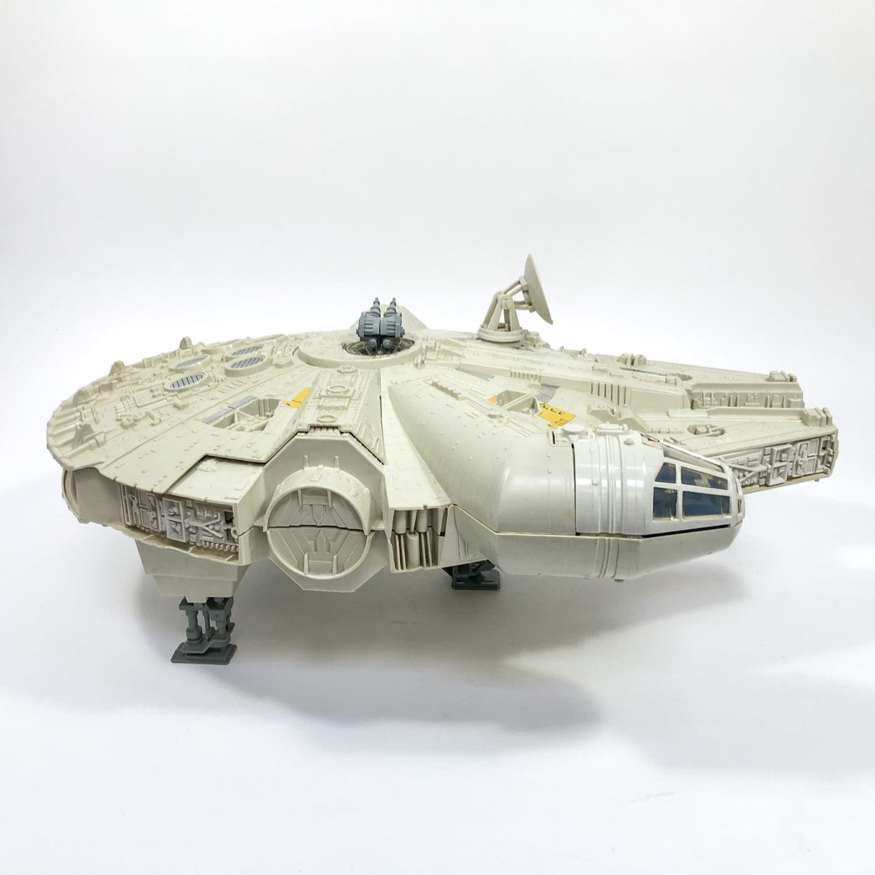 Vintage Kenner Star Wars Vehicle Millennium Falcon - Loose Complete